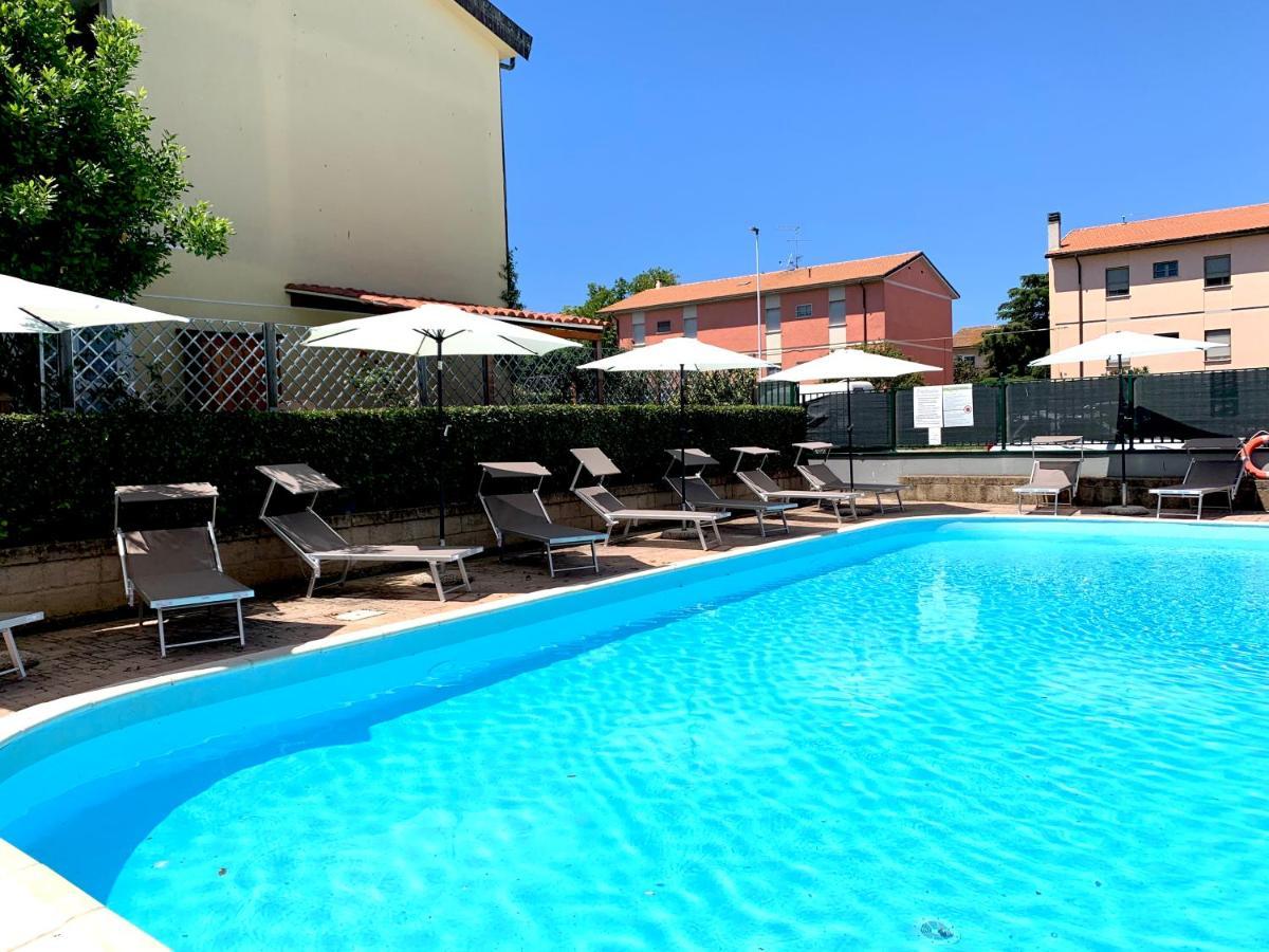 Residenza L'Ulivo Villa Алберезе Екстериор снимка
